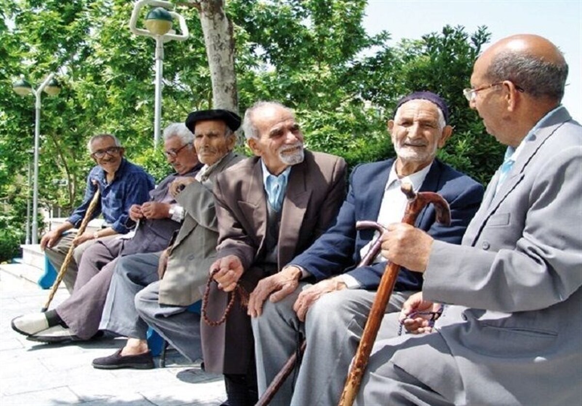 استان مرکزی ۲۲۰ هزار سالمند دارد