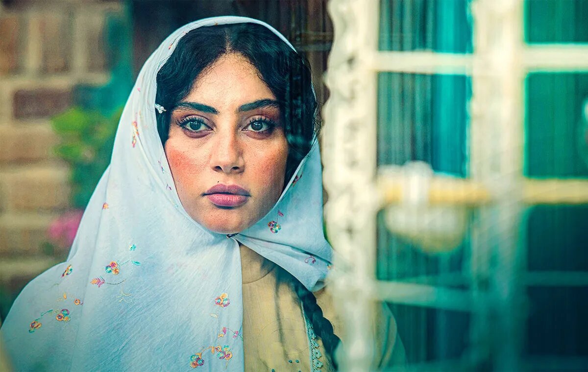 آبیار، «بامداد خمار» را خوش‌ریتم شروع کرد