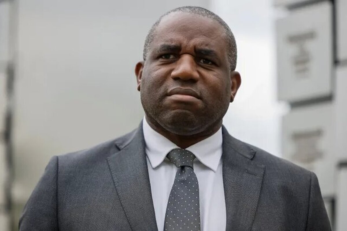 لندن: جنگ غزه غیرانسانی است و باید فوراً پایان یابد