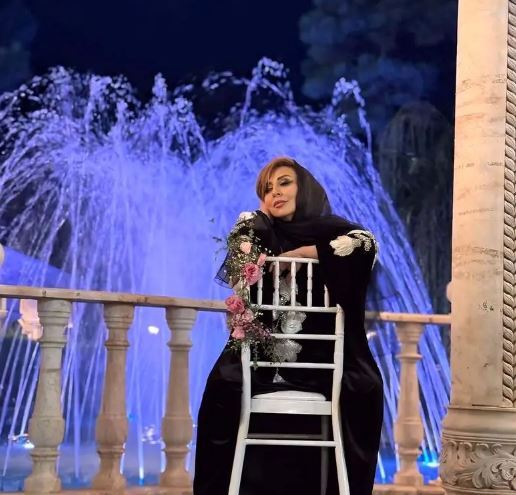 مرجانه گلچین با استایلی شیک در آتلیه عکاسی