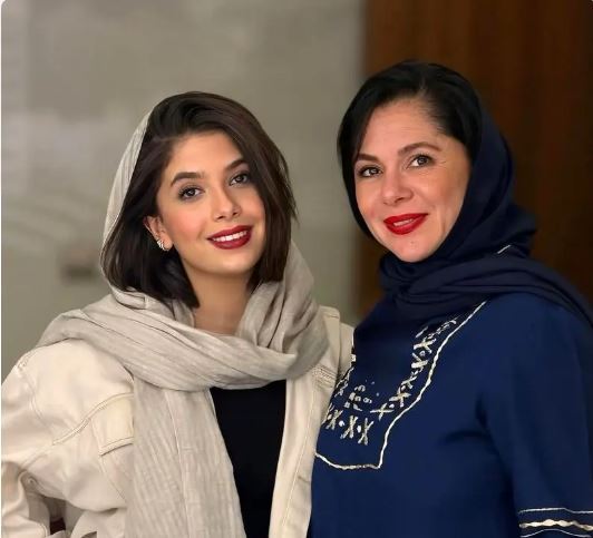 استایل مادر دختری «نفس بازغی و مستانه مهاجر» در کنسرت «سهراب پاکزاد»