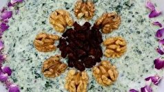 بورانی اسفناج با گردو و گل محمدی بهترین گزینه برای میز شام