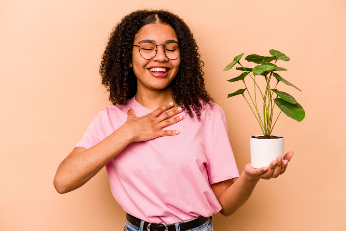 پزشکان آزاد شدن اکسی توسین در جریان خون را با شادی و رضایت مرتبط می‌دانند