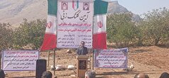 کلنگ‌زنی نیروگاه خورشیدی در صحنه