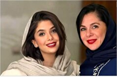 عکس یادگاری مادر و دختر جذاب سینما در پشت صحنه کنسرت سهراب پاکزاد/چه تیپی هم زدند!