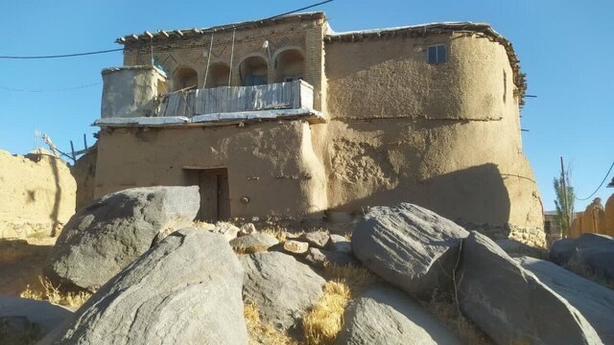 حفظ و احیای بافت‌های تاریخی روستای کوشکی بروجرد ضروری است