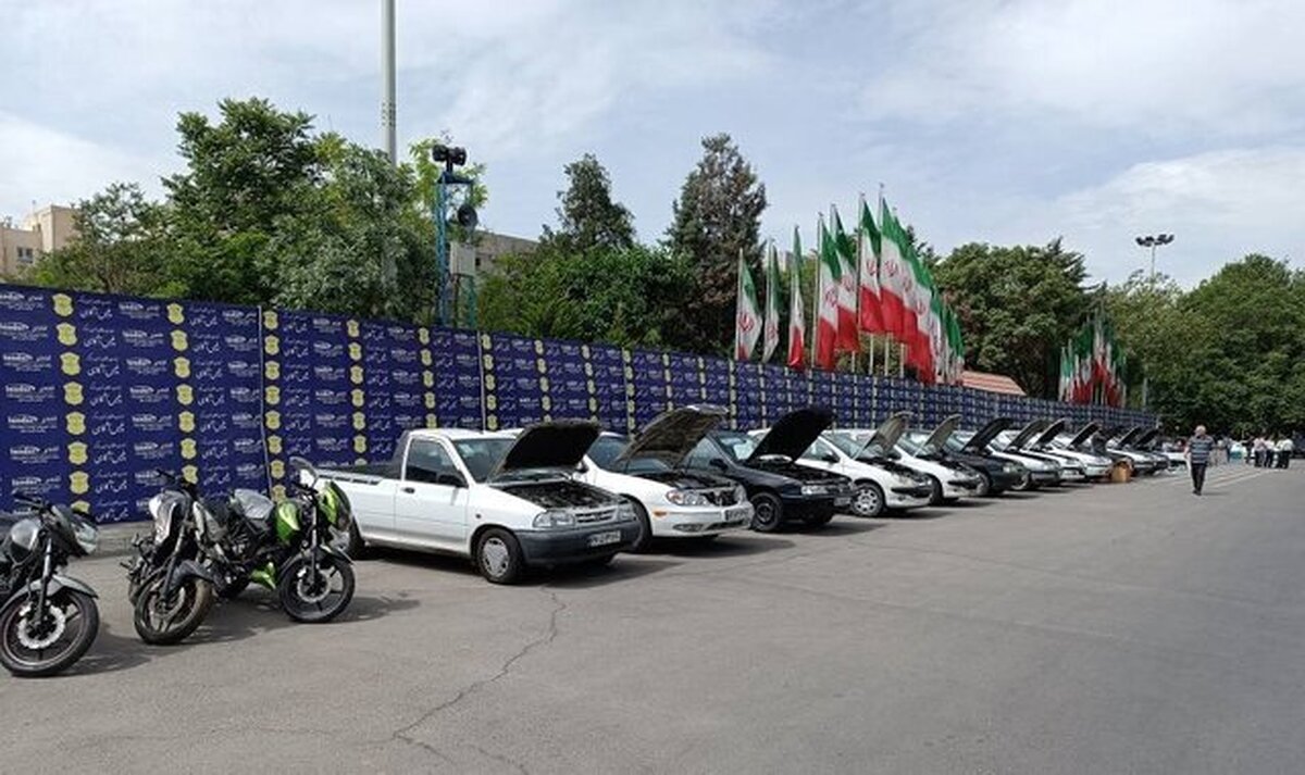 کشف بیش از ۱۲۰۰ خودروی مسروقه و تحت تعقیب