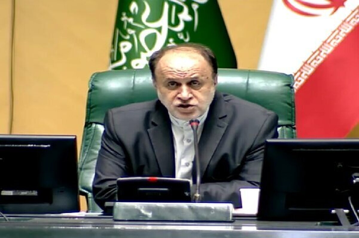 حاجی بابایی: وزیر نفت موضوع کاهش سهمیه گازوئیل کشاورزان را بررسی کند