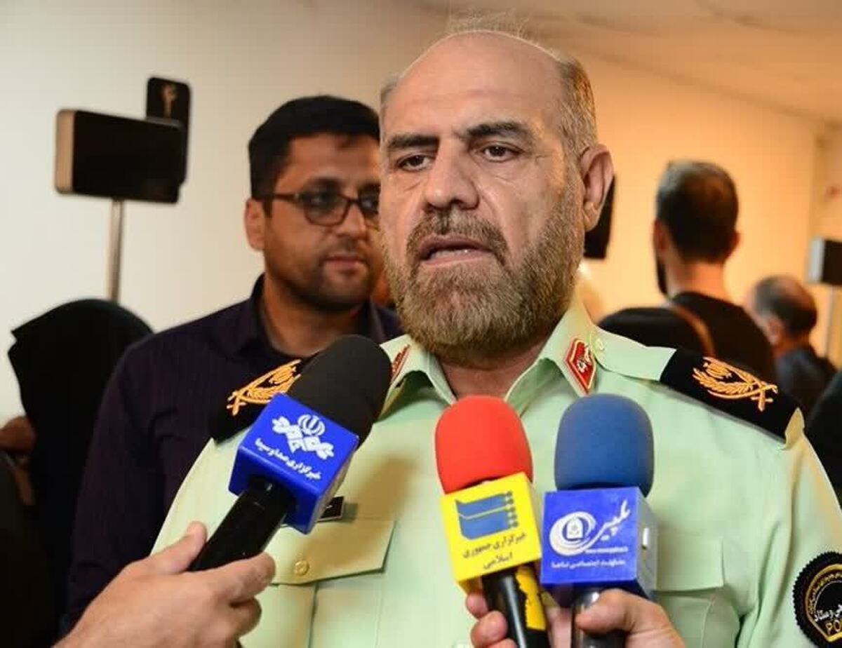 کشف قطعات هواپیمای ۱۰۰ میلیارد ریالی قاچاق در یک انبار