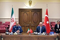 دیدار وزرای دفاع ایران و ترکیه با هدف گسترش روابط نظامی