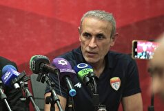 گل‌محمدی: باشگاه تهیه بلیت را برای هواداران تسهیل کند/ بازی مهمی با شمس آذر داریم