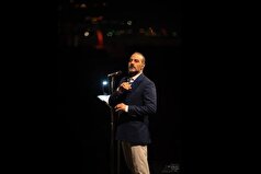 کنسرت «ایرانم» علیرضا قربانی در اهواز ادامه دار شد