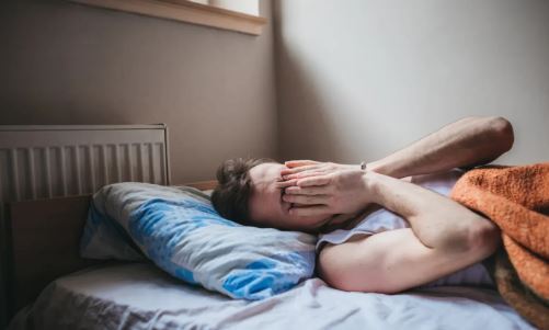 اگر با وجود خواب کافی دائما احساس کسالت و خواب آلودگی دارید بخوانید! اگر با وجود خواب کافی دائما احساس کسالت و خواب آلودگی دارید بخوانید!