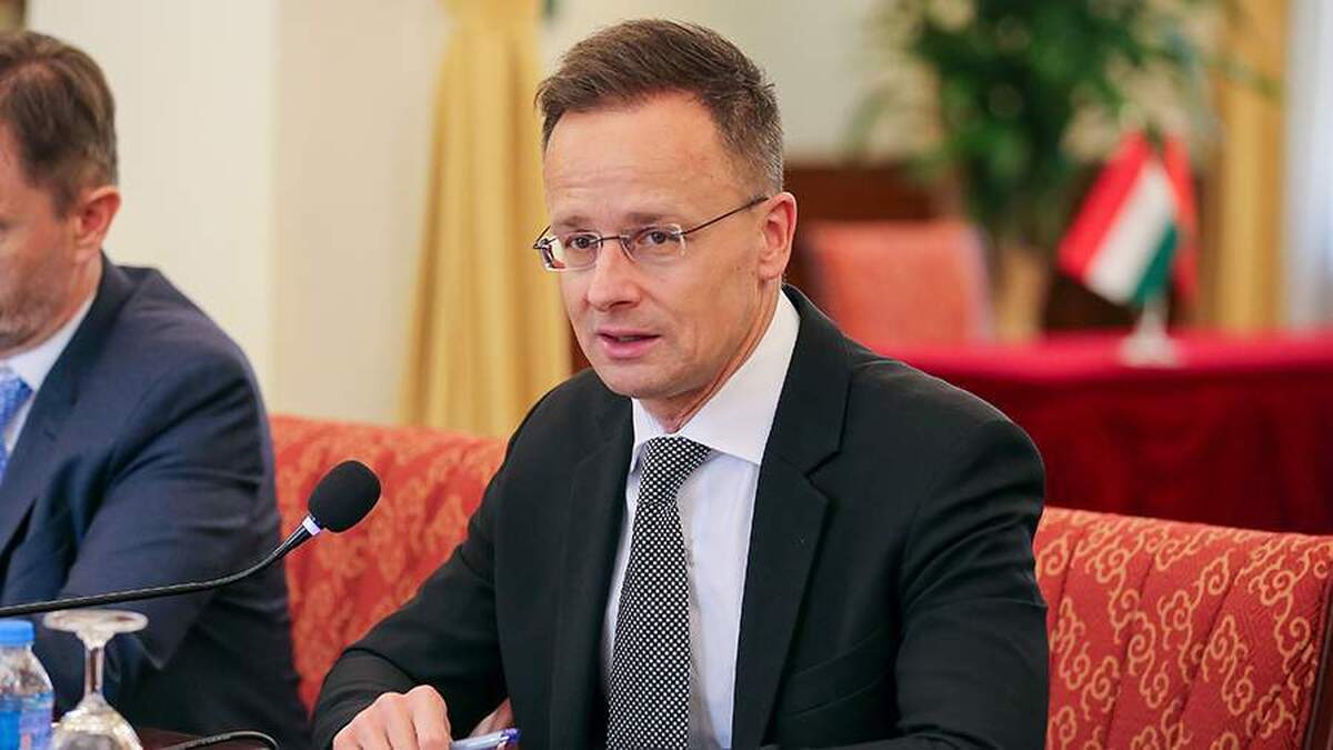 سیارتو توافق بین ایالات متحده و روسیه را شرط کلیدی برای صلح خواند.