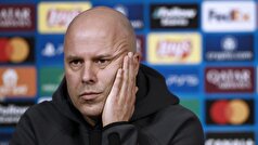 لیورپول: دفاع مستحکم آرنه اسلات پس از اظهارات جنجالی‌اش در مورد تیمش