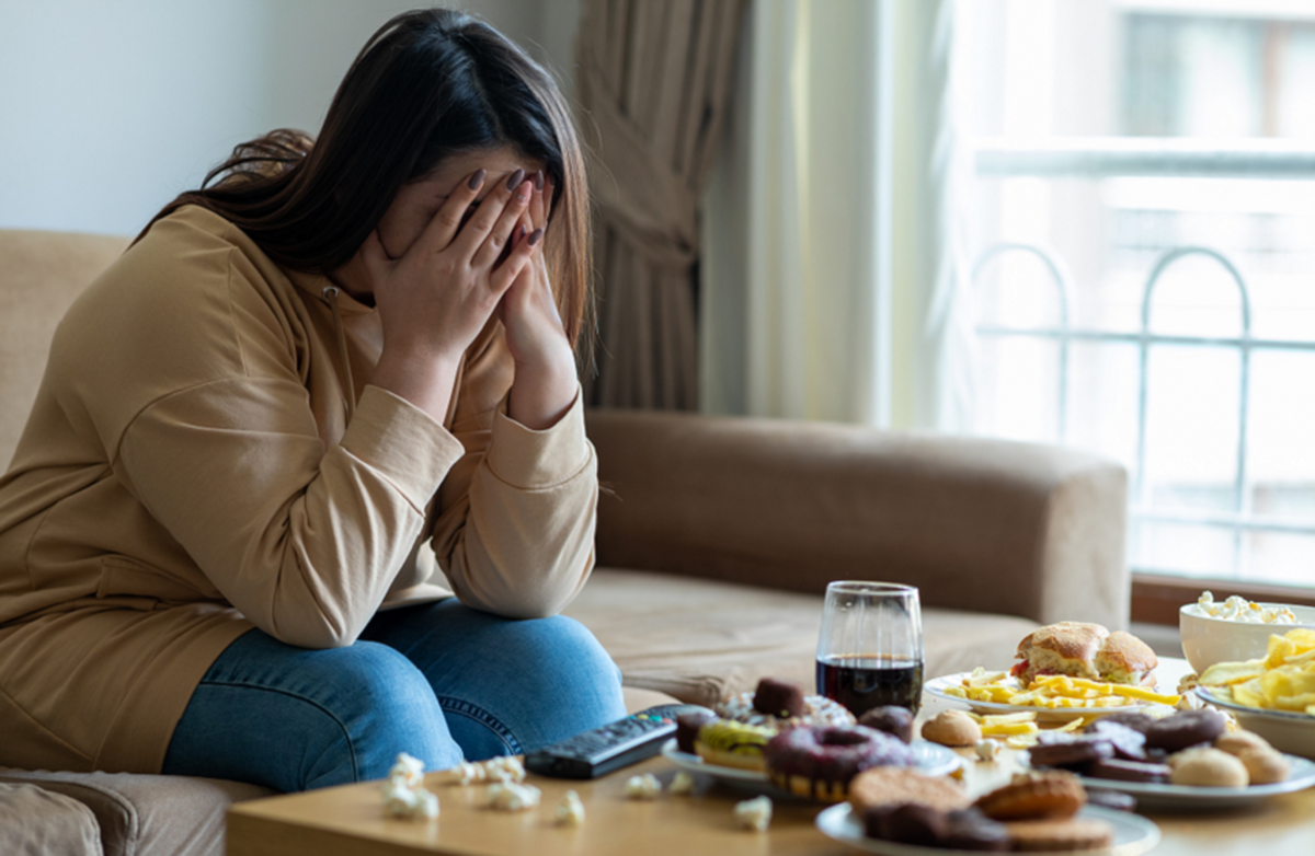 ورزش چگونه تأثیر فست فود بر خلق و خو را منعکس میکند؟