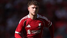 هاروی الیوت خسته می‌شود و به فکر تغییر منظره می‌افتد