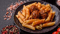 یک متخصص تغذیه به خطرات ترکیب گوشت با سیب زمینی و ماکارونی اشاره کرد.