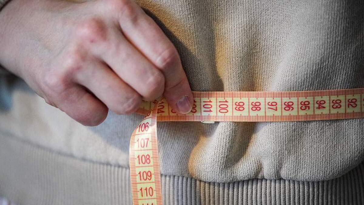 محققان ارتباطی بین افزایش وزن و مصرف برخی تنقلات در زمستان پیدا کرده‌اند.