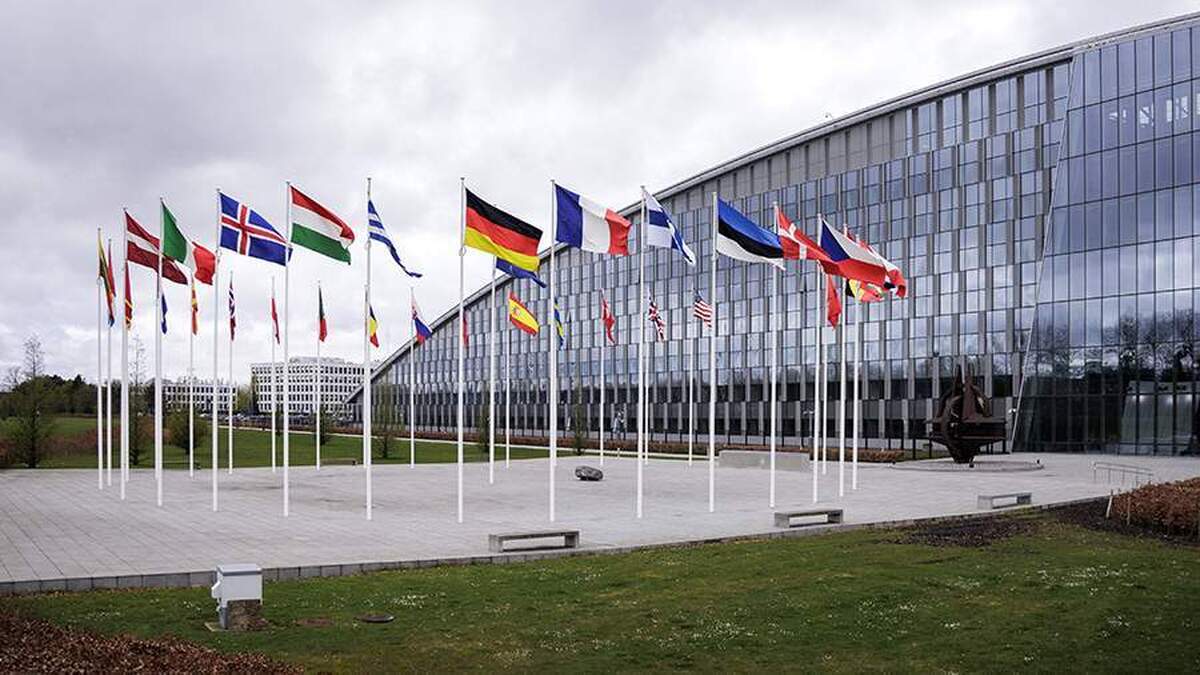 پوشکوف در مورد طرح ناتو برای جذب اوکراین به این ائتلاف بدون عضویت این کشور اظهار نظر کرد.