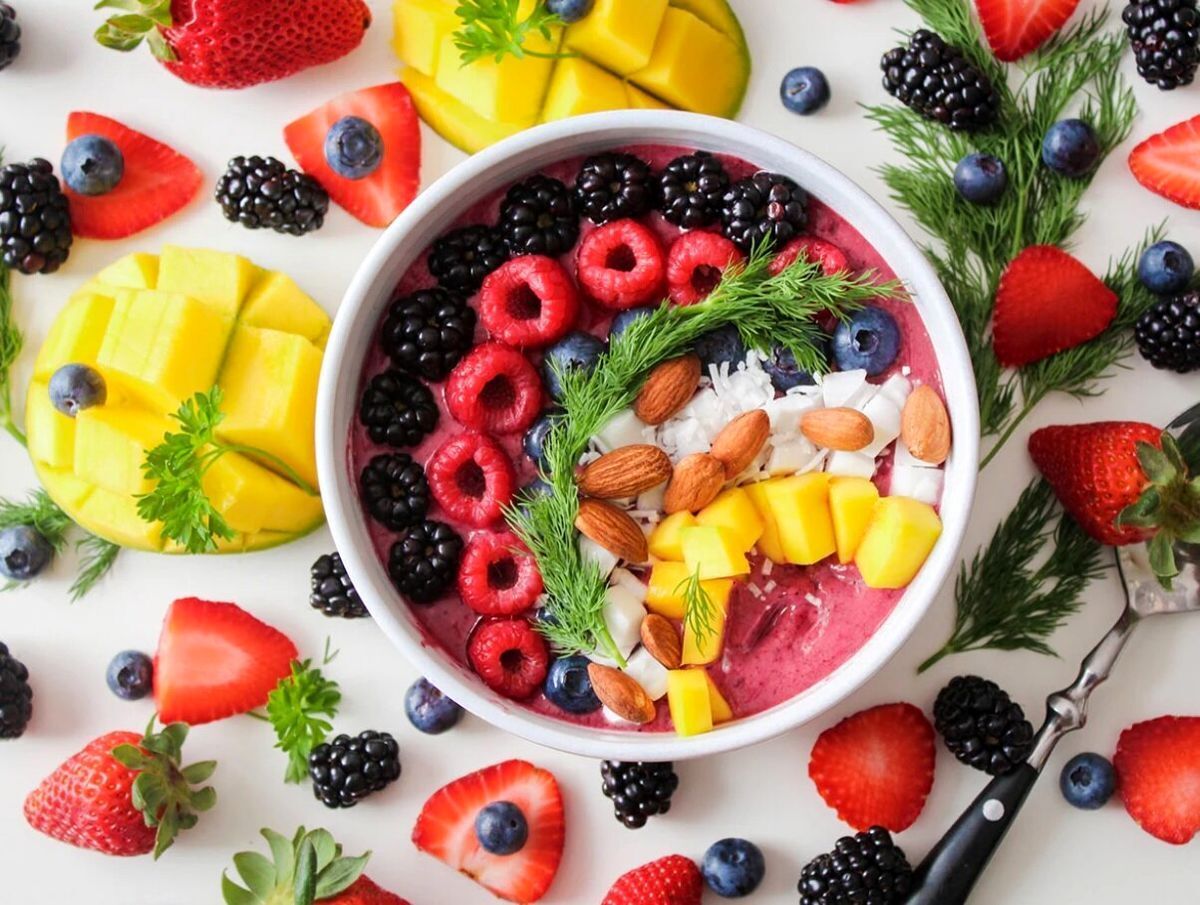 معرفی ۹ میوه خوشمزه برای کاهش التهاب روده