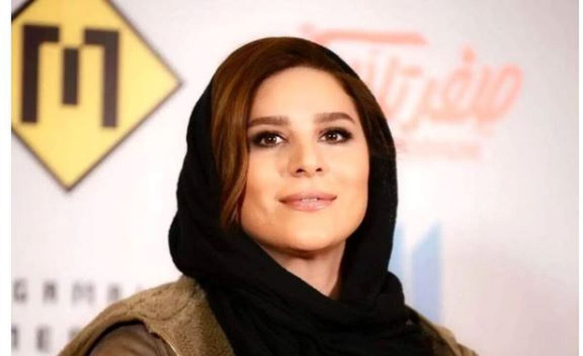 گردنبند قلبی مینیمال و شیک سحر دولتشاهی چشم‌ها را خیره کرد