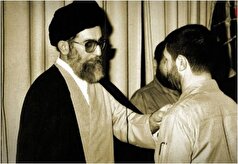 عکس کمتر دیده شده از رهبر معظم انقلاب و شهید شیرازی