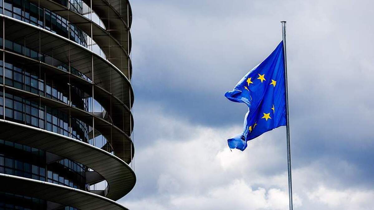 اتحادیه اروپا از ایالات متحده خواست تا به تعهدات خود در قبال منع گسترش سلاح‌های هسته‌ای پایبند باشد.