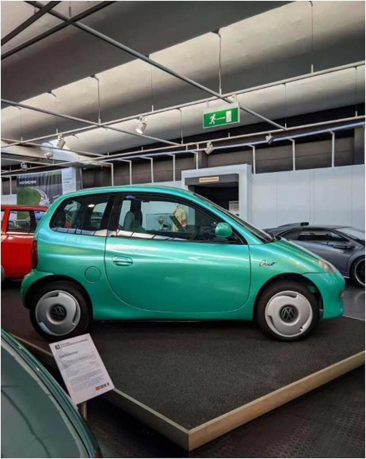 فولکس واگن با رنگ چشم نواز و دلفریب