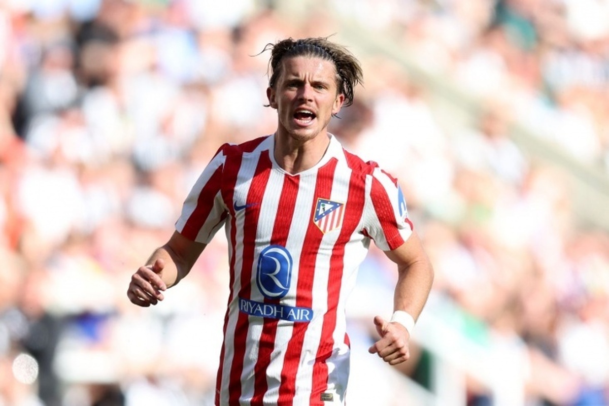 رومانو جزئیات علاقه منچستریونایتد به کانر گالاگر را فاش کرد