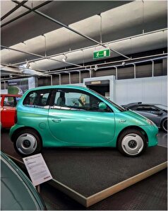 فولکس واگن با رنگ چشم نواز و دلفریب