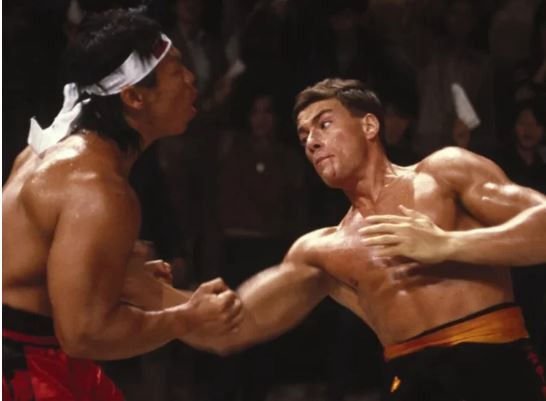 ۱۰ فیلم برتر ژانر هنرهای رزمی ترکیبی با طعم مبارزه و اکشن؛ از Road House تا Bruised ۱۰ فیلم برتر ژانر هنرهای رزمی ترکیبی با طعم مبارزه و اکشن؛ از Road House تا Bruised