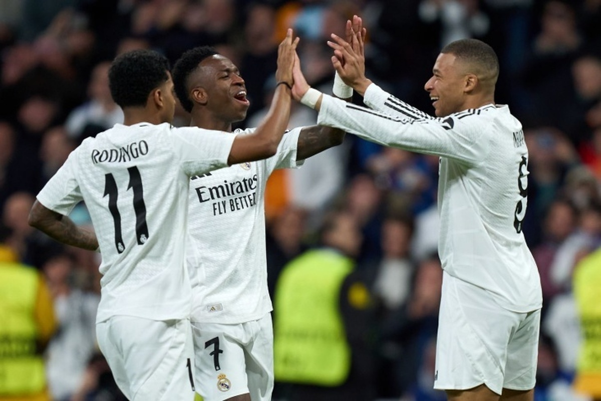 آلونسو توضیح داد که چرا امباپه در بازی مقابل والنسیا به وینیسیوس پنالتی داد