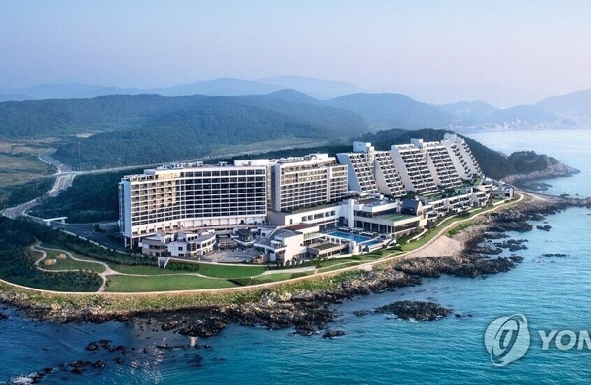 یک هتل در کره جنوبی برای آماده‌سازی اقامت یک مقام عرب، ۹ شبیه‌سازی و ۱۰ بازرسی از تأسیسات انجام می‌دهد