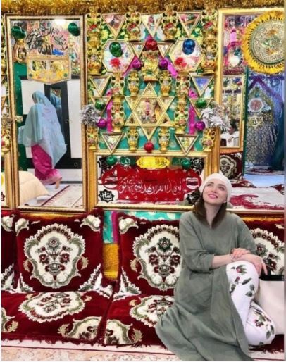 تیپ متفاوت بهنوش طباطبایی جلب توجه کرد+عکس تیپ متفاوت بهنوش طباطبایی جلب توجه کرد+عکس