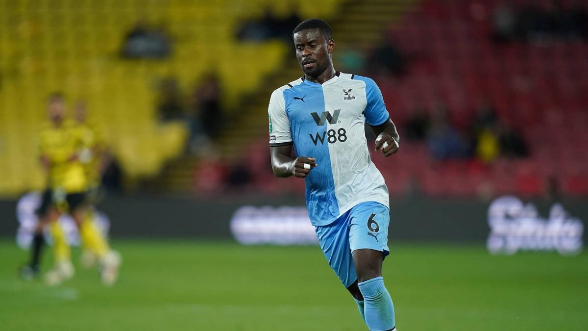 مالک کریستال پالاس این موضوع را برای مارک گوئهی روشن می‌کند