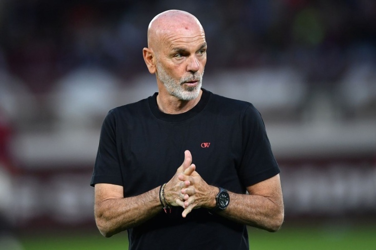 رومانو: پیولی پس از ۱۰ بازی بدون برد در سری آ، در آستانه اخراج از فیورنتینا است