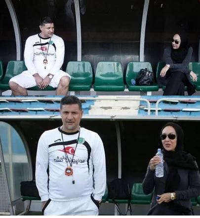 «نیکی کریمی» و «علی دایی» در یک قاب متفاوت/کنار زمین فوتبال در حال بررسی بازی! «نیکی کریمی» و «علی دایی» در یک قاب متفاوت/کنار زمین فوتبال در حال بررسی بازی!