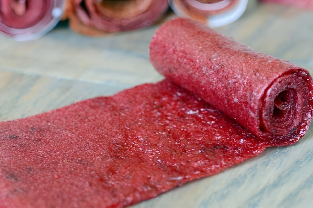 دستور تهیه لواشک انار به سبک بازاریها! دستور تهیه لواشک انار به سبک بازاریها!