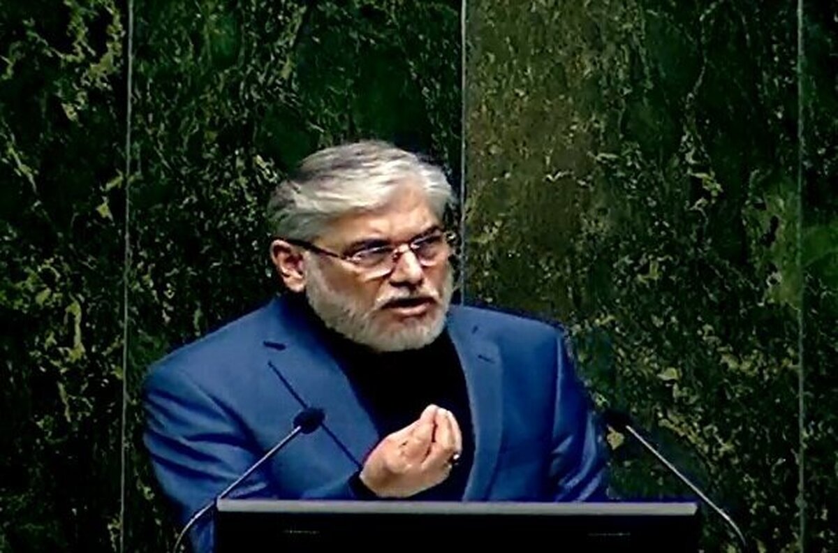 وزیر علوم: پارک‌های علم و فناوری و شرکت‌ها دانش بنیان خروجی نهاد علم در کشور است