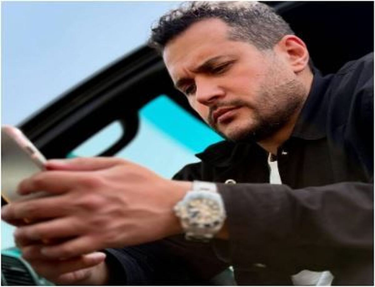 استوری مفهومی سیاوش خیرابی با دردی که این روز‌ها درگیر شده