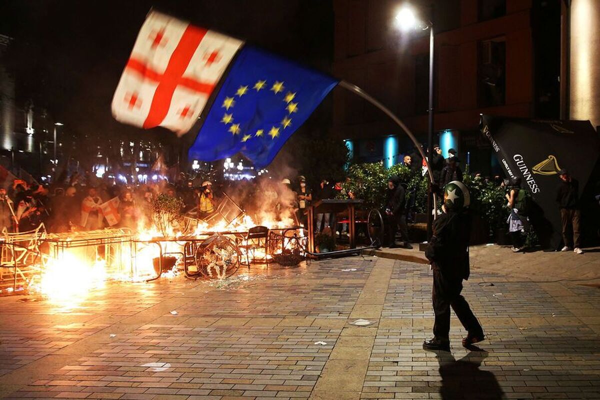 کمیسیون اروپا قصد دارد برای اعمال فشار بر گرجستان، سازوکار جدیدی برای صدور ویزا معرفی کند