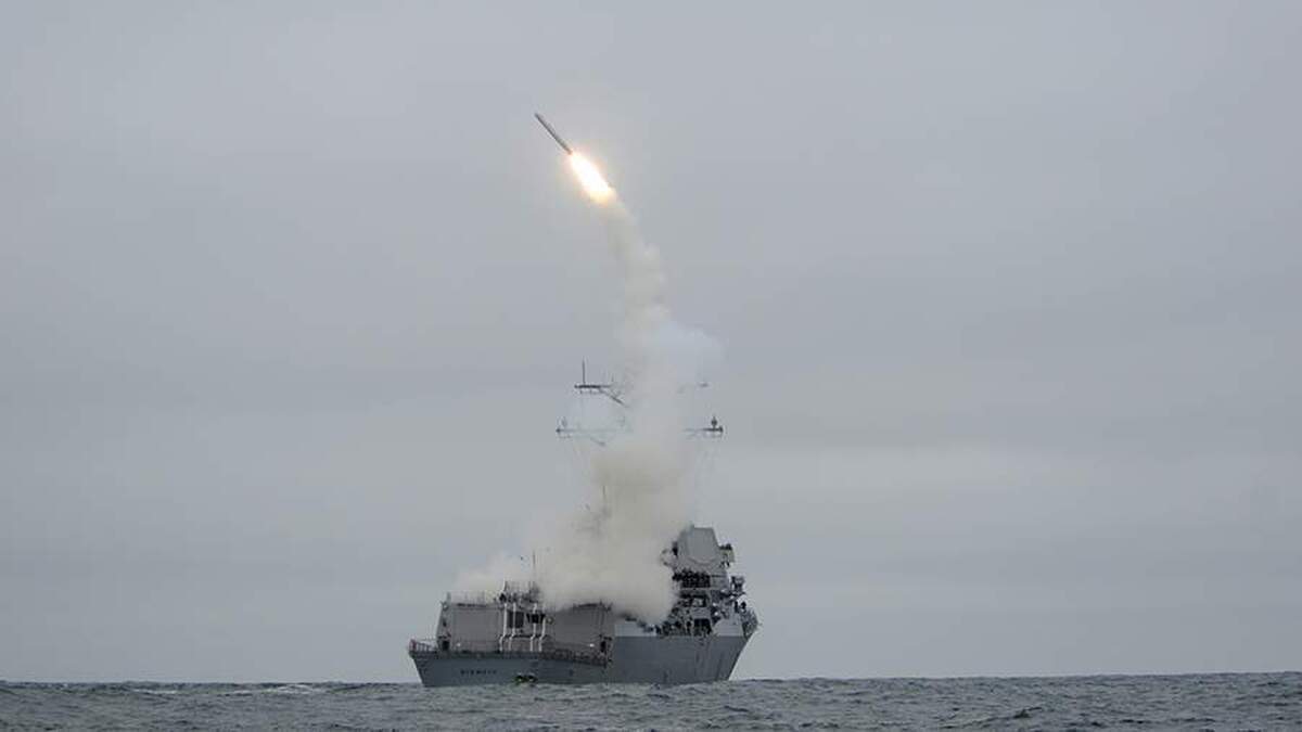 دومای دولتی به موافقت پنتاگون با انتقال موشک‌های تاماهاک به کی‌یف واکنش نشان داد.