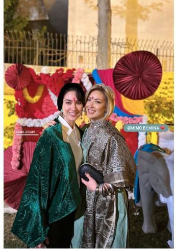 بازیگر تاسیان و همسر بهرام رادان در یک مهمانی هندی