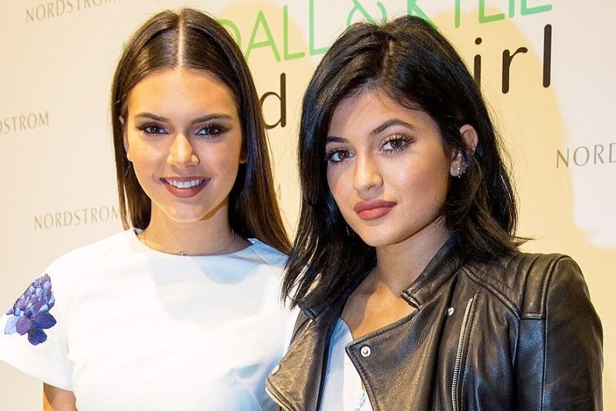 کندال جنر اعتراف کرد که در کودکی به خواهرش حسادت می‌کرده است: «حسادت می‌کردم.»