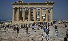 ساکنان مرکز تاریخی آتن از گردشگری بیش از حد به ستوه آمده‌اند