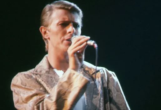 ۱۰ نماد فرهنگی که دقیقترین پیشگوییها را درباره آینده انسان داشتهاند! ۱۰ نماد فرهنگی که دقیقترین پیشگوییها را درباره آینده انسان داشتهاند!