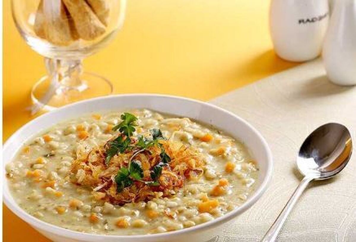 این سوپ رستورانی را برای مهمان‌های ویژه کنید