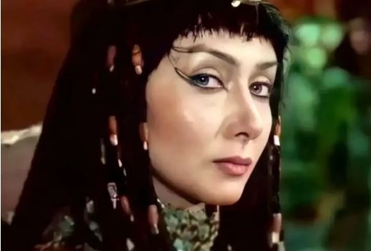 مرگ زلیخا همسر یوسف پیامبر به چه شکل بود؟ قتل یا فوت طبیعی؟ مرگ زلیخا همسر یوسف پیامبر به چه شکل بود؟ قتل یا فوت طبیعی؟