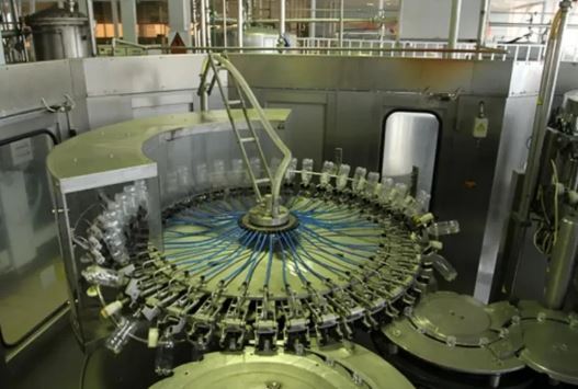 «لایتاسترایک» چیست و رنگ بطریها در نجات طعم نوشیدنی چه نقشی دارد؟ «لایتاسترایک» چیست و رنگ بطریها در نجات طعم نوشیدنی چه نقشی دارد؟